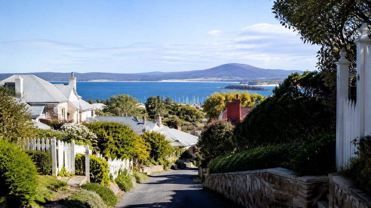 What is the prettiest town in Australia?