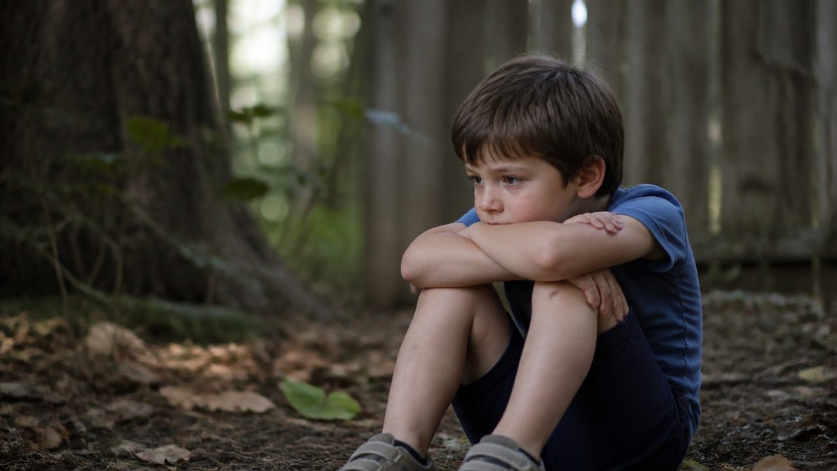 What are the 7 signs of autism?